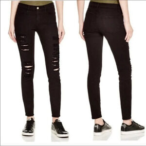Black Distressed  "Le Skinny De Jeanne" Jean-Frame